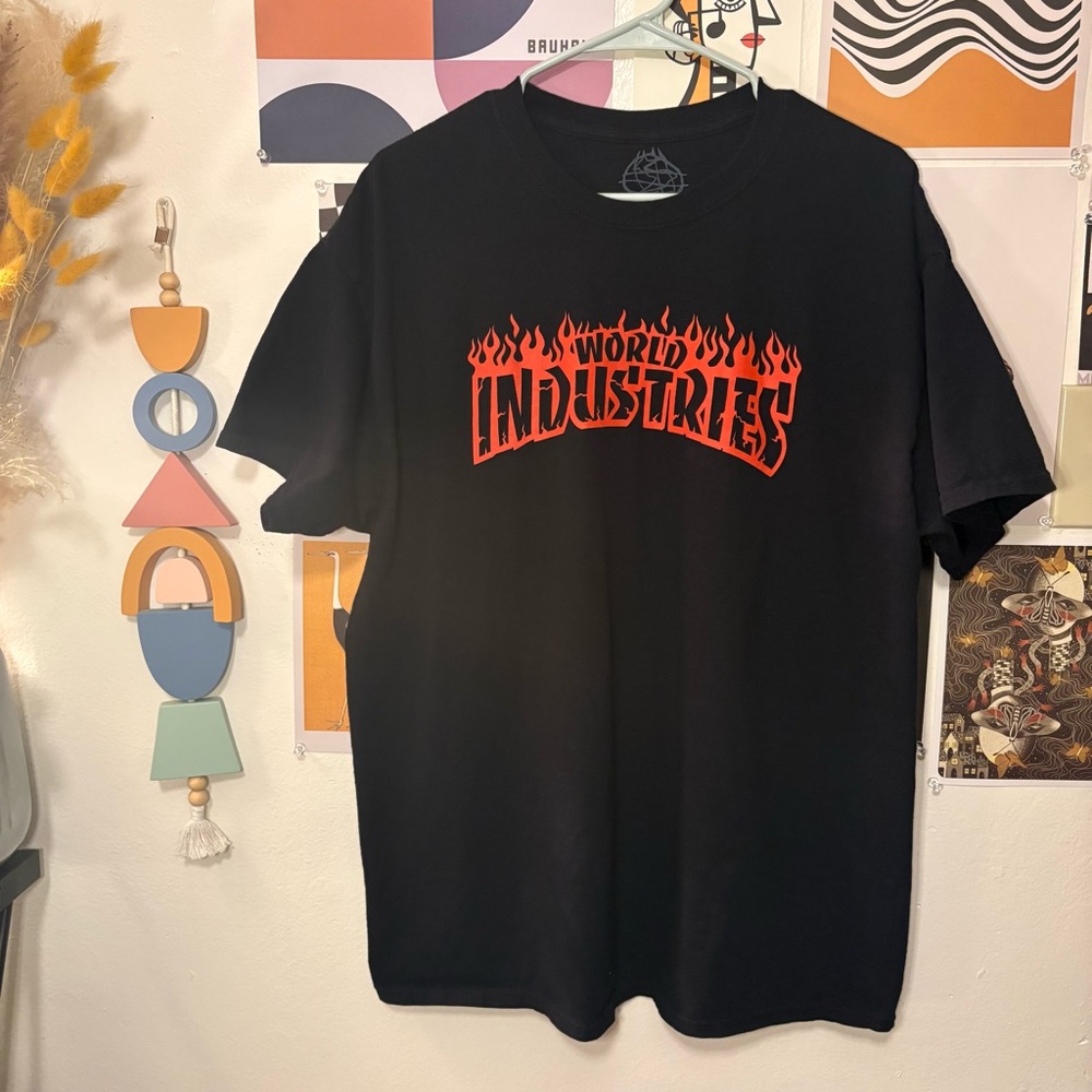 World Industries Flame Graphic Tee Black XL